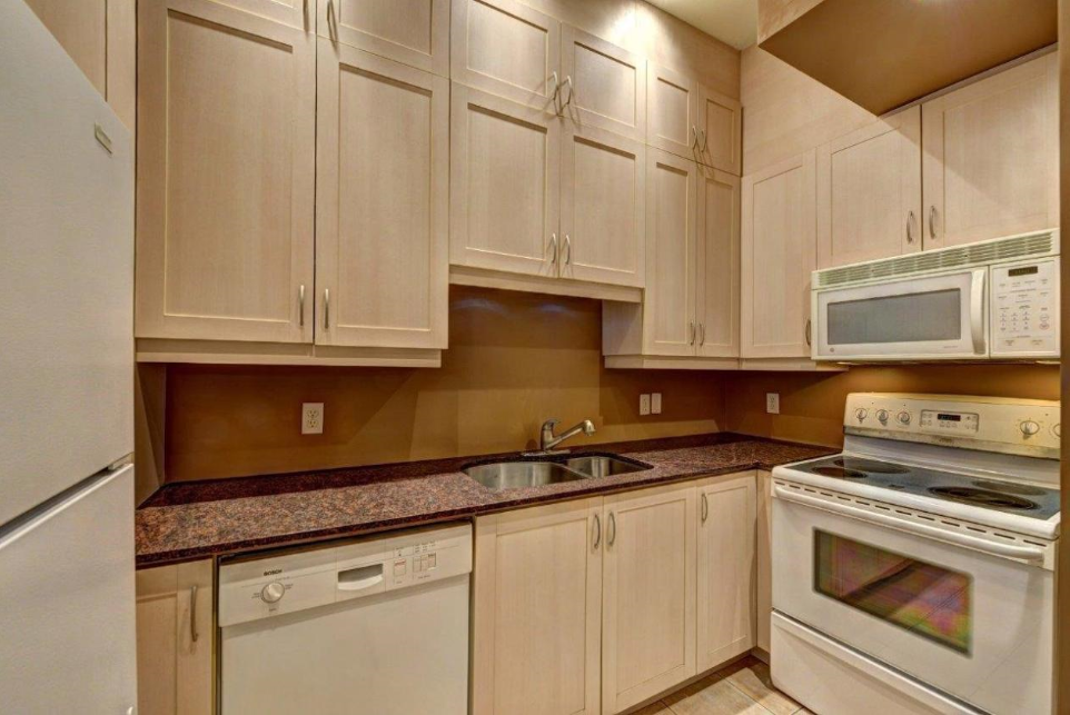 5-Kitchen.png